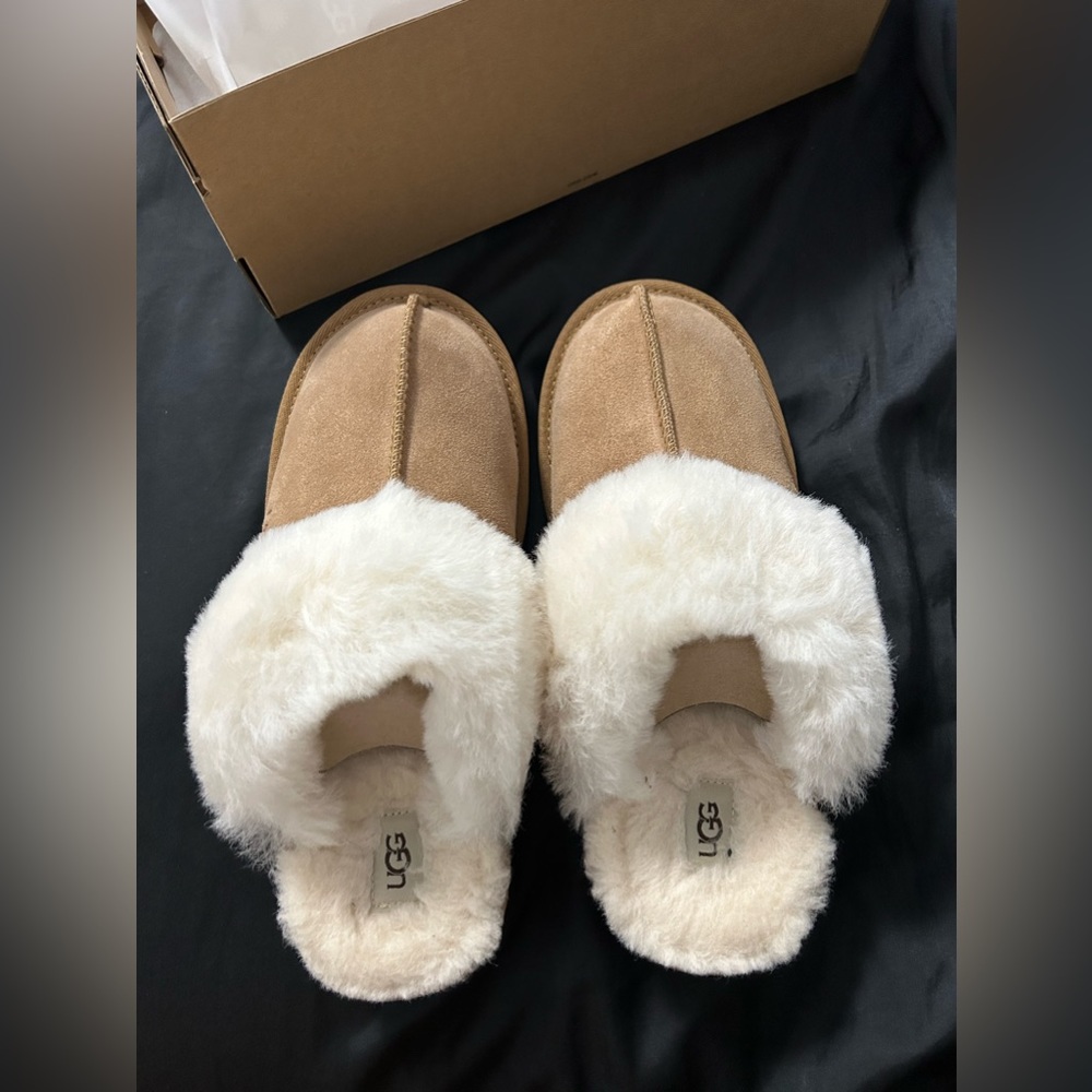 UGG Cozy II - Never worn